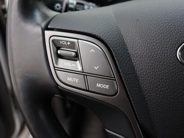 Hyundai Santa Fe III Рестайлинг с пробегом 2015 года, цена 2 400 000 рублей, 56624 км, внедорожник, Автокод Объявления