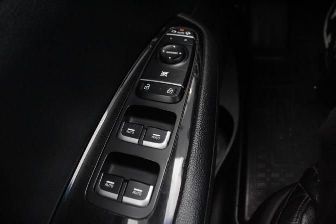 Kia Optima IV с пробегом 2018 года, цена 1 780 000 рублей, 165707 км, седан, Автокод Объявления