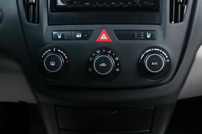 Kia Ceed I с пробегом 2009 года, цена 649 000 рублей, 305000 км, хэтчбек, Автокод Объявления