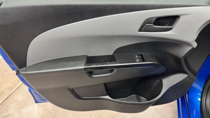 Chevrolet Aveo II с пробегом 2012 года, цена 700 000 рублей, 137438 км, седан, Автокод Объявления