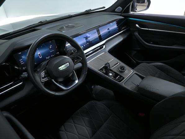 Geely Monjaro I Рестайлинг с пробегом 2025 года, цена 3 950 000 рублей, 12812 км, внедорожник, Автокод Объявления