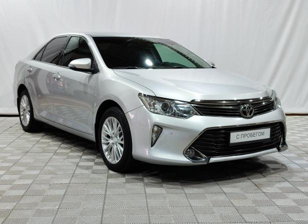 Toyota Camry VII (XV50) Рестайлинг с пробегом 2015 года, цена 1 990 000 рублей, 128000 км, седан, Автокод Объявления