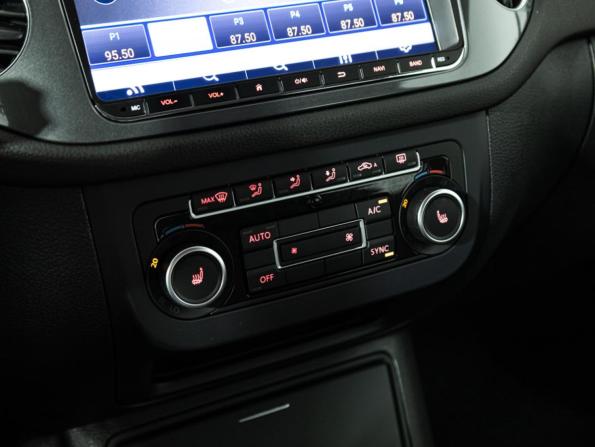 Volkswagen Tiguan I Рестайлинг с пробегом 2013 года, цена 949 585 рублей, 193673 км, внедорожник, Автокод Объявления