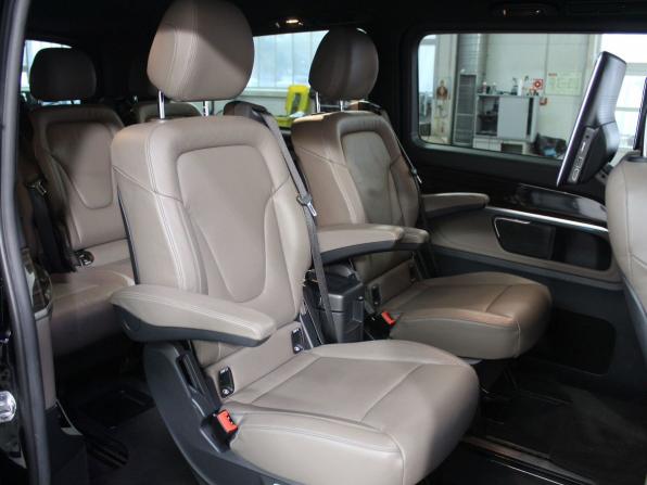 Mercedes-Benz V-Класс III (W447) Рестайлинг с пробегом 2021 года, цена 8 890 000 рублей, 22000 км, минивэн, Автокод Объявления
