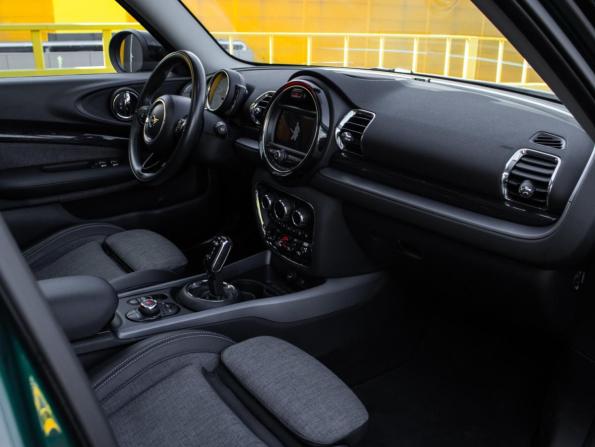 Mini Clubman II Рестайлинг с пробегом 2019 года, цена 2 499 000 рублей, 55000 км, универсал, Автокод Объявления