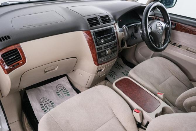 Toyota Ipsum II (M20) с пробегом 2003 года, цена 849 000 рублей, 410000 км, компактвэн, Автокод Объявления