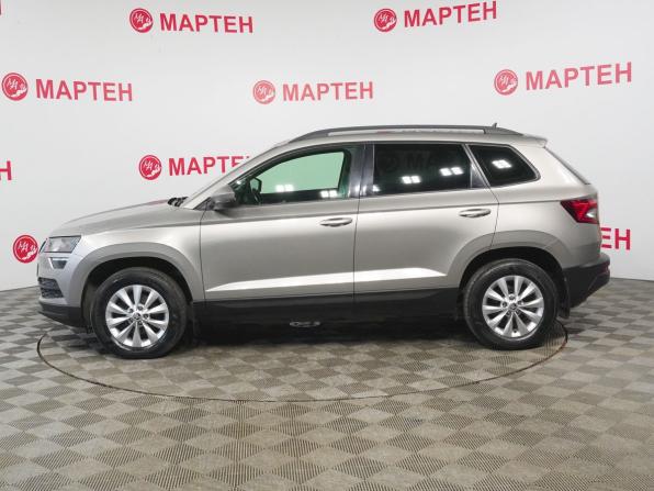 Skoda Karoq I с пробегом 2020 года, цена 2 279 000 рублей, 94400 км, внедорожник, Автокод Объявления
