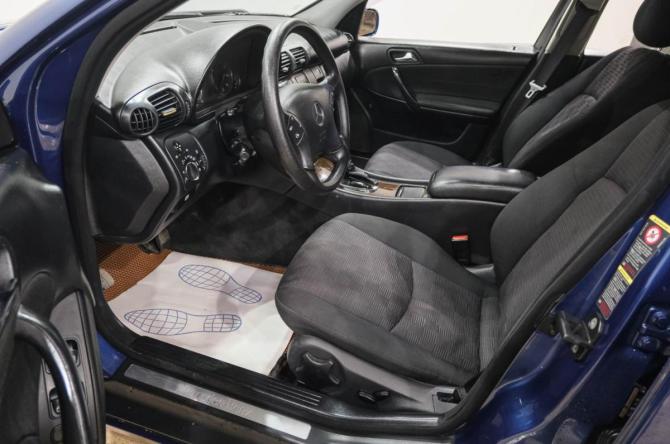 Mercedes-Benz C-Класс II (W203) Рестайлинг с пробегом 2005 года, цена 699 000 рублей, 423000 км, седан, Автокод Объявления