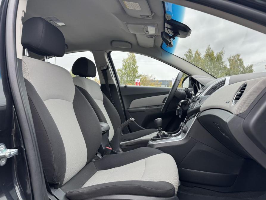 Chevrolet Cruze I Рестайлинг Ижевск  - изображение 8