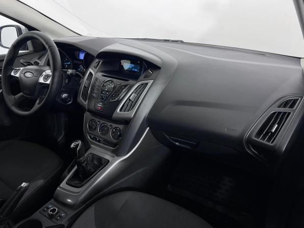 Ford Focus III с пробегом 2012 года, цена 625 000 рублей, 277651 км, седан, Автокод Объявления