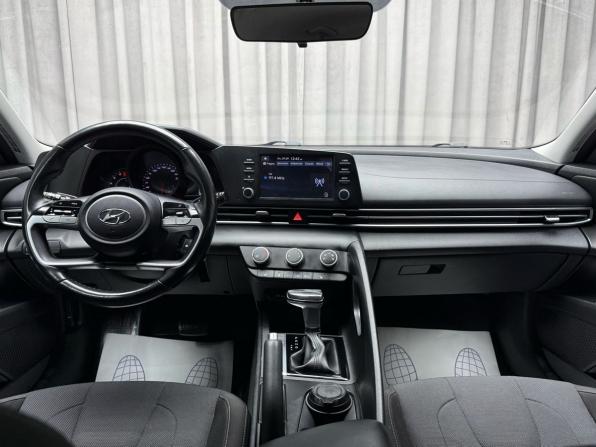 Hyundai Elantra VII (CN7) с пробегом 2022 года, цена 2 049 000 рублей, 56000 км, седан, Автокод Объявления