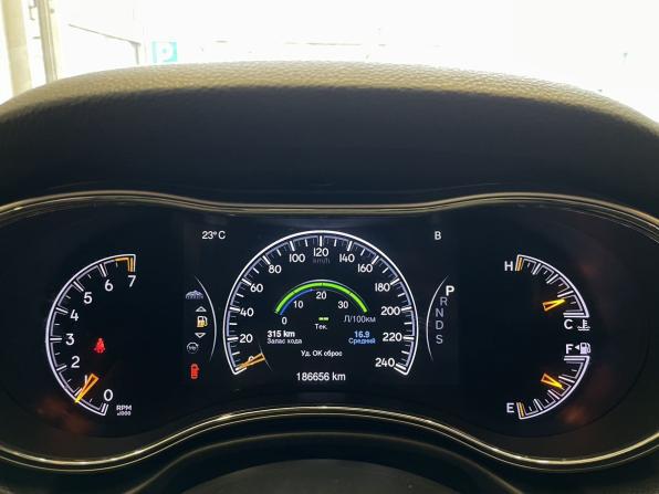 Jeep Grand Cherokee IV (WK2) Рестайлинг с пробегом 2014 года, цена 2 280 000 рублей, 186655 км, внедорожник, Автокод Объявления