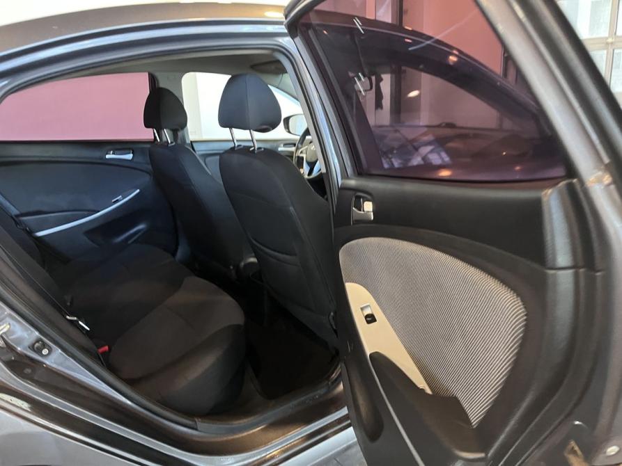 Hyundai Solaris I Чебоксары  - изображение 17
