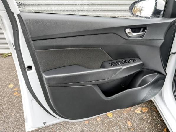 Hyundai Solaris II Рестайлинг с пробегом 2022 года, цена 1 545 000 рублей, 86180 км, седан, Автокод Объявления