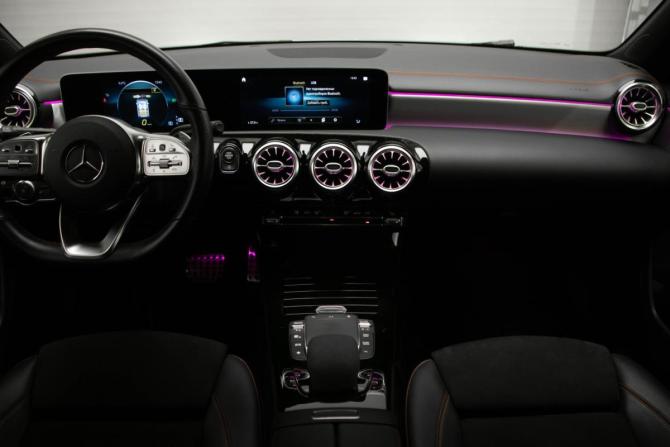 Mercedes-Benz CLA II (C118 X118) с пробегом 2020 года, цена 2 880 000 рублей, 80000 км, седан, Автокод Объявления