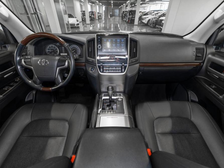Toyota Land Cruiser 200 Series Рестайлинг 2 Москва  - изображение 8