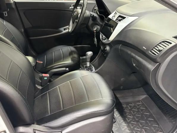 Hyundai Solaris I с пробегом 2013 года, цена 769 000 рублей, 133449 км, седан, Автокод Объявления