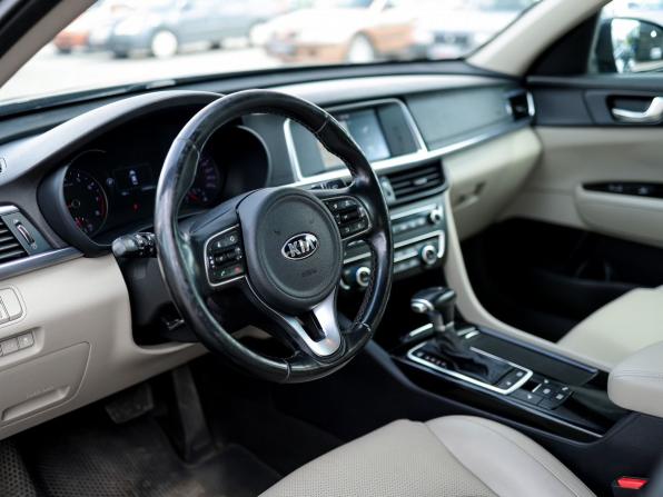 Kia Optima IV с пробегом 2017 года, цена 1 749 000 рублей, 174908 км, седан, Автокод Объявления