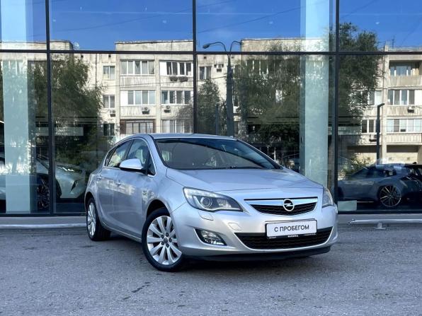 Opel Astra J с пробегом 2011 года, цена 590 000 рублей, 254088 км, хэтчбек, Автокод Объявления