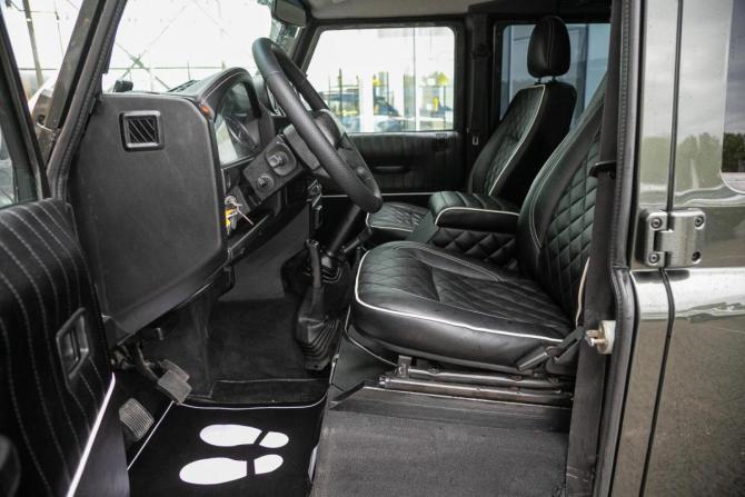 Land Rover Defender I Рестайлинг с пробегом 2008 года, цена 1 793 000 рублей, 131000 км, внедорожник, Автокод Объявления