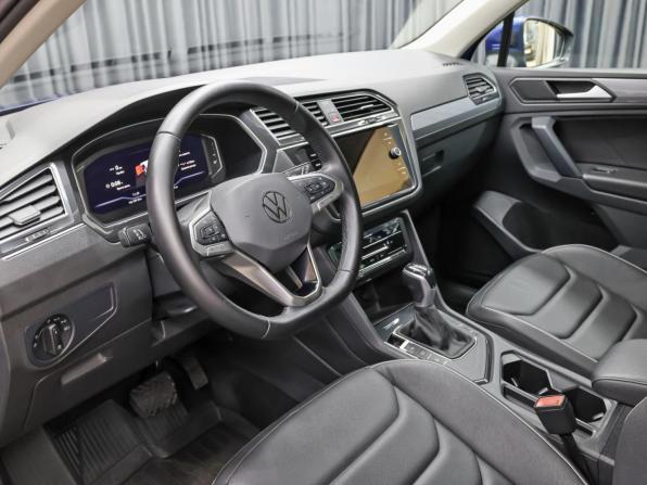 Volkswagen Tiguan II Рестайлинг с пробегом 2022 года, цена 2 798 000 рублей, 80250 км, внедорожник, Автокод Объявления