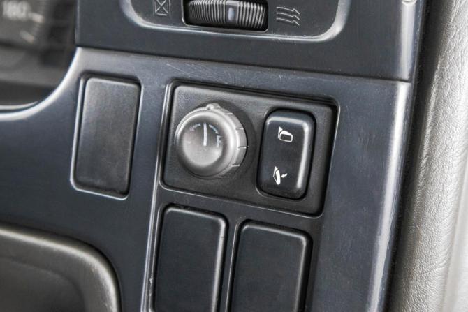Nissan Expert с пробегом 2002 года, цена 349 000 рублей, 329000 км, универсал, Автокод Объявления