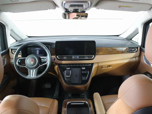 Hongqi HQ9 с пробегом 2022 года, цена 4 398 999 рублей, 15000 км, минивэн, Автокод Объявления