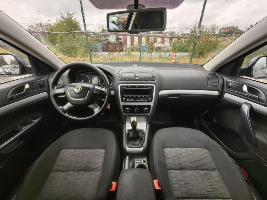 Skoda Octavia II (A5) Рестайлинг Санкт-Петербург  - изображение 9