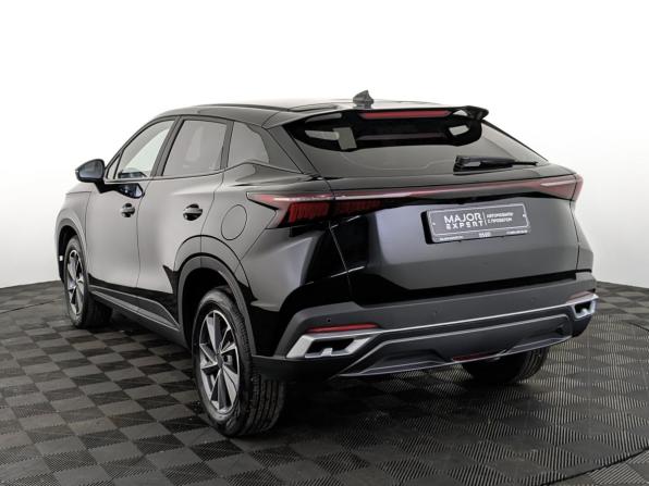 Omoda C5 I с пробегом 2024 года, цена 1 755 000 рублей, 29200 км, внедорожник, Автокод Объявления