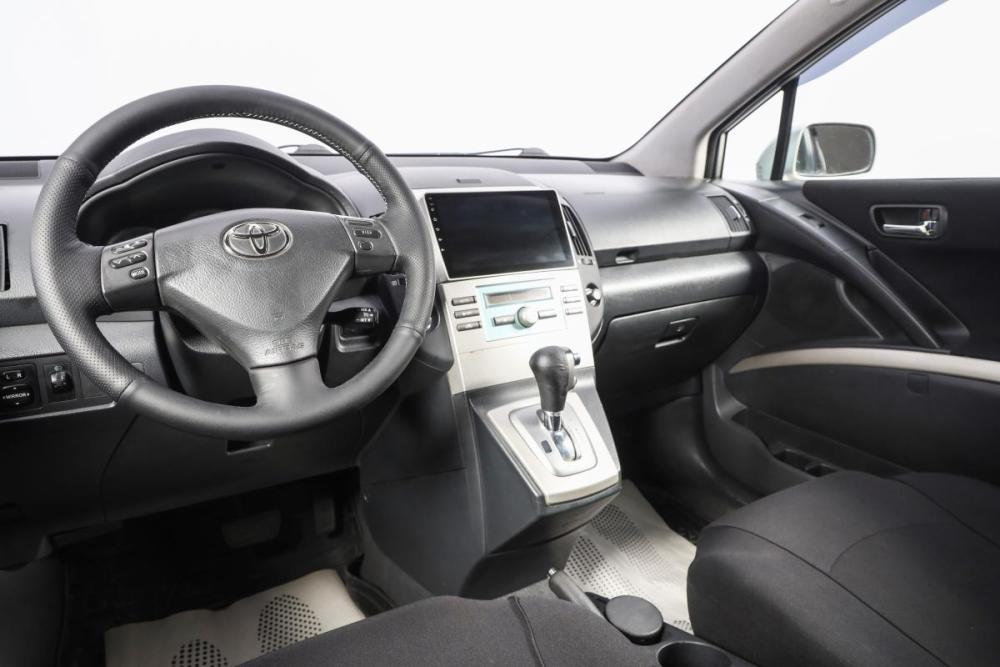 Toyota Corolla Verso I Рестайлинг Новосибирск  - изображение 8