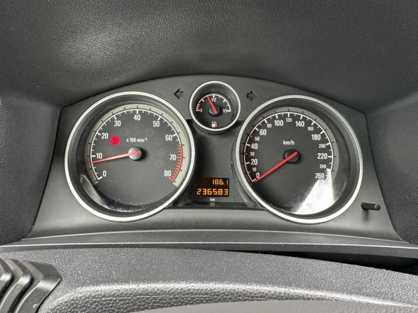 Opel Zafira B Рестайлинг с пробегом 2013 года, цена 732 000 рублей, 236583 км, минивэн, Автокод Объявления