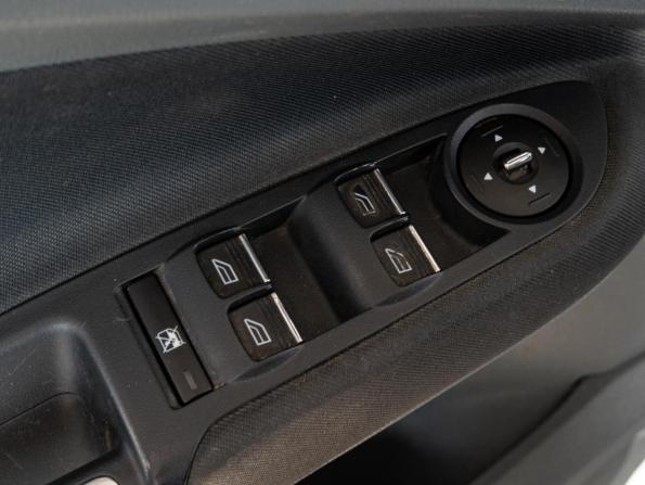 Ford C-MAX II с пробегом 2013 года, цена 850 000 рублей, 116906 км, компактвэн, Автокод Объявления