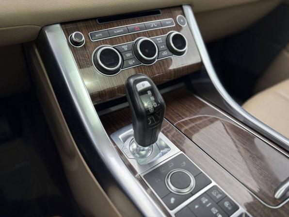Land Rover Range Rover Sport II с пробегом 2015 года, цена 2 965 000 рублей, 165000 км, внедорожник, Автокод Объявления