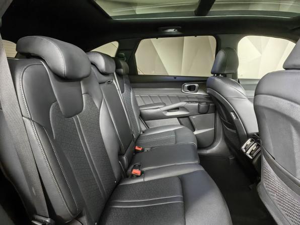 Kia Sorento IV с пробегом 2021 года, цена 3 893 000 рублей, 54604 км, внедорожник, Автокод Объявления