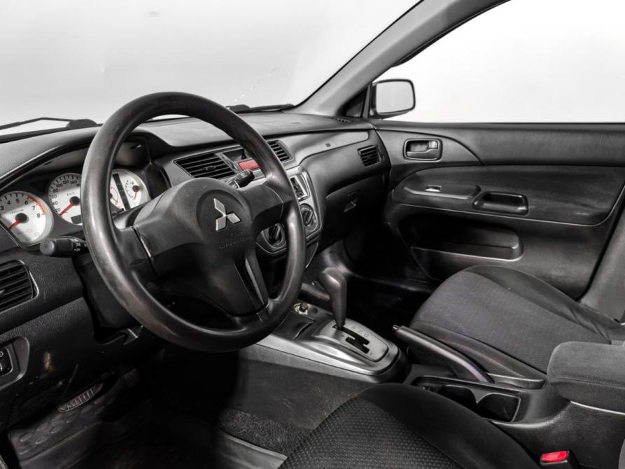 Mitsubishi Lancer IX Рестайлинг Санкт-Петербург  - изображение 9