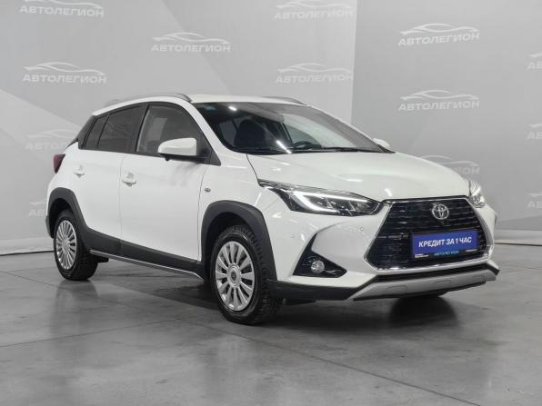 Toyota Yaris XP150 Рестайлинг с пробегом 2022 года, цена 1 700 000 рублей, 22936 км, хэтчбек, Автокод Объявления