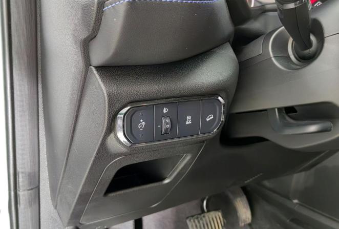 Haval Jolion I Рестайлинг с пробегом 2024 года, цена 1 920 000 рублей, 51500 км, внедорожник, Автокод Объявления