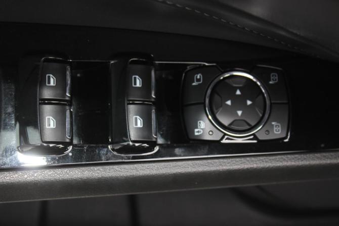 Ford Mondeo V с пробегом 2018 года, цена 1 440 000 рублей, 140481 км, универсал, Автокод Объявления