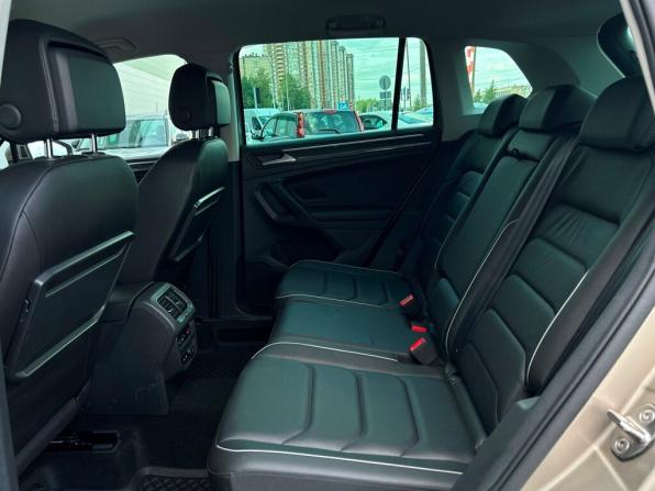 Volkswagen Tiguan II с пробегом 2018 года, цена 2 572 200 рублей, 55406 км, внедорожник, Автокод Объявления