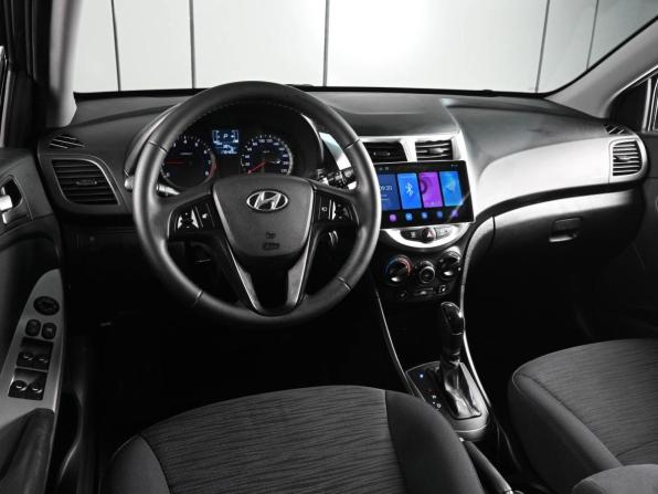 Hyundai Solaris I Рестайлинг с пробегом 2016 года, цена 1 099 000 рублей, 178489 км, седан, Автокод Объявления