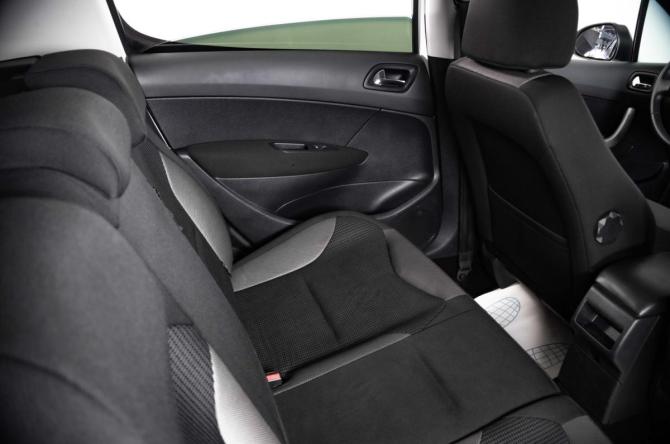 Peugeot 308 I Рестайлинг с пробегом 2012 года, цена 459 000 рублей, 181200 км, хэтчбек, Автокод Объявления