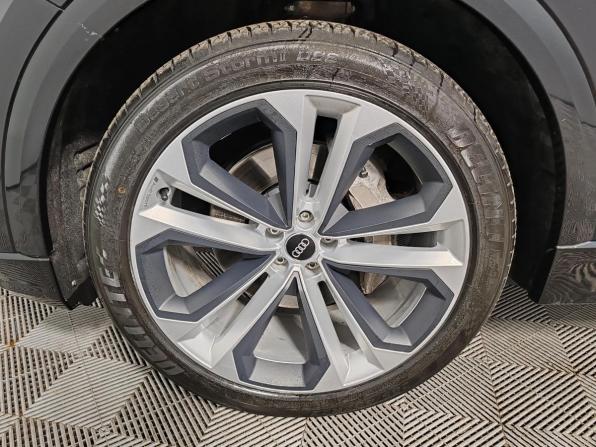 Audi Q8 I (4M) с пробегом 2019 года, цена 6 399 000 рублей, 87926 км, внедорожник, Автокод Объявления