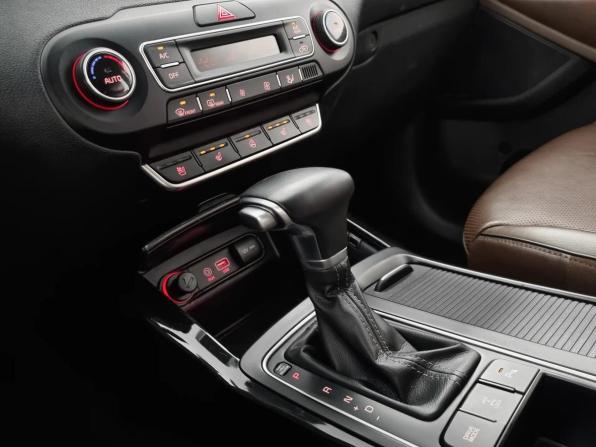 Kia Sorento III Prime Рестайлинг с пробегом 2018 года, цена 2 599 000 рублей, 212502 км, внедорожник, Автокод Объявления