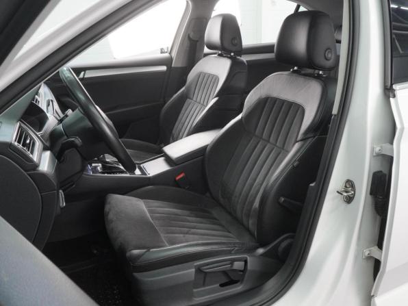 Skoda Superb III с пробегом 2016 года, цена 1 850 000 рублей, 135425 км, лифтбек, Автокод Объявления