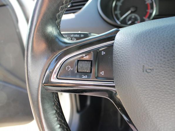 Skoda Octavia III (A7) Рестайлинг с пробегом 2018 года, цена 1 699 000 рублей, 169087 км, лифтбек, Автокод Объявления