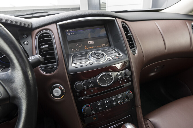 Infiniti QX50 I с пробегом 2013 года, цена 1 740 000 рублей, 169609 км, внедорожник, Автокод Объявления