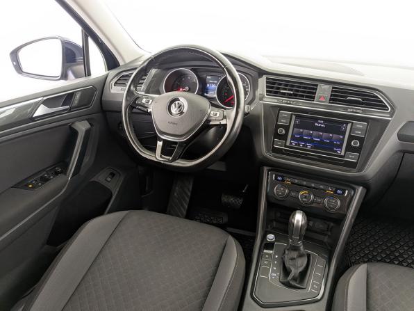 Volkswagen Tiguan II с пробегом 2017 года, цена 2 200 000 рублей, 94006 км, внедорожник, Автокод Объявления