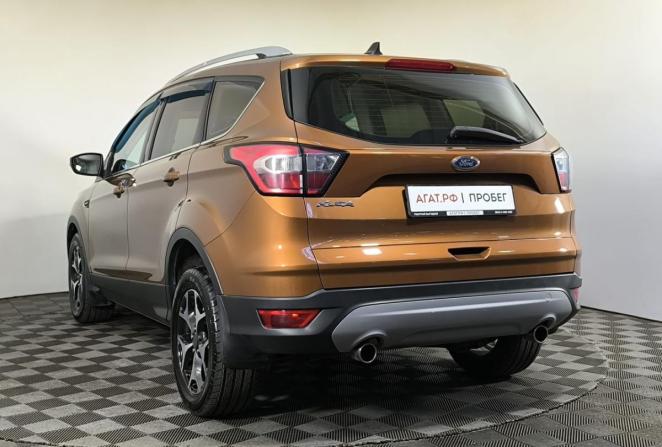 Ford Kuga II Рестайлинг с пробегом 2017 года, цена 1 750 000 рублей, 112215 км, внедорожник, Автокод Объявления