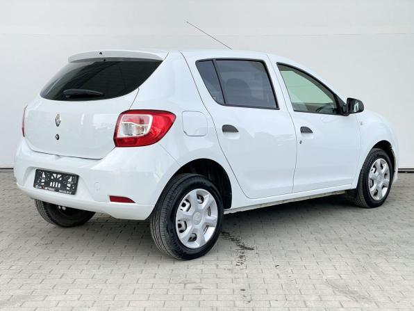 Renault Sandero II с пробегом 2017 года, цена 776 000 рублей, 112275 км, хэтчбек, Автокод Объявления