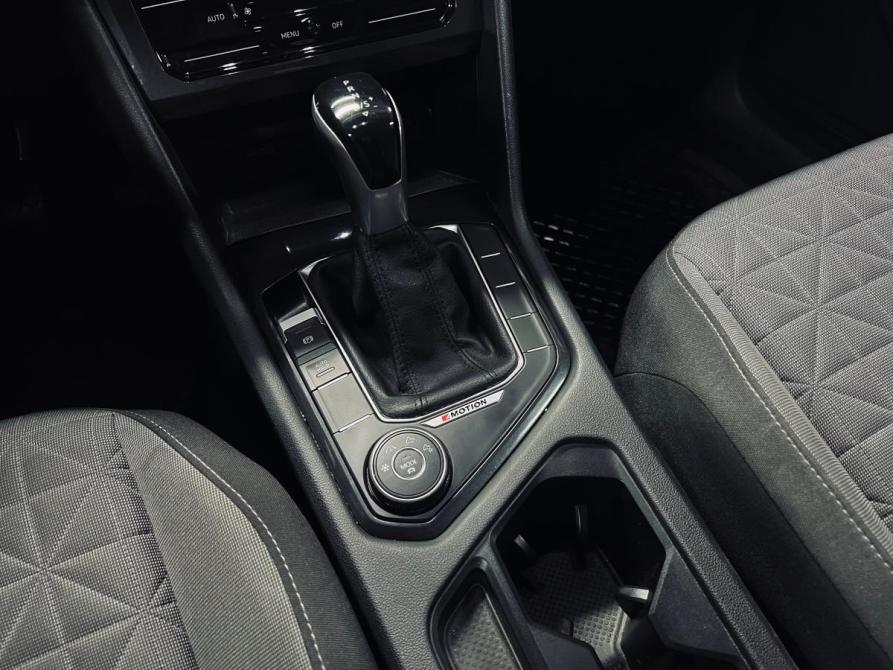 Volkswagen Tiguan II Рестайлинг Санкт-Петербург  - изображение 17